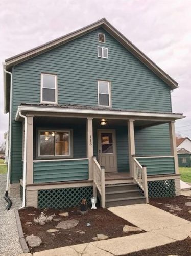 113 Marshall St, South Connellsville, PA 15425-1942
