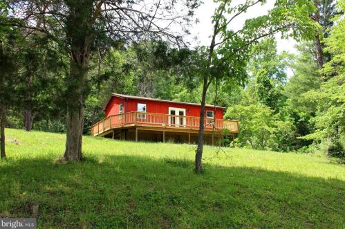 815 Honeymoon Hollow Rd, Lost City, WV 26810