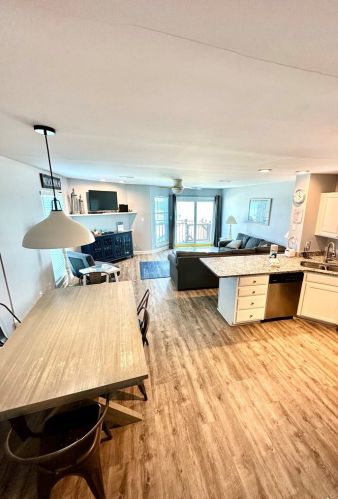 1804 Gulf Bch Dr, Saint George Island FL  32328-2827 exterior