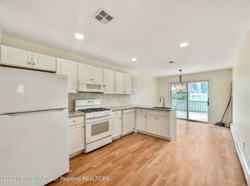 1419 Joseph St, Point Pleasant Beach NJ  08742-4571 exterior