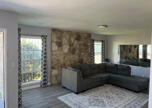4916 Brompton Ave, Bell CA  90201-3729 exterior