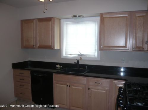 1010 Anchor Way, Lacey NJ  08731-4715 exterior