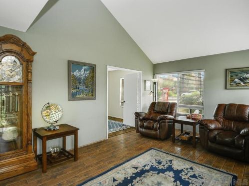 10568 Porto Ct, San Diego, CA 92124-2031