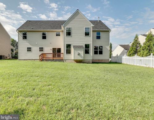 3819 Vincent Dr, Collegeville PA  19426-3058 exterior