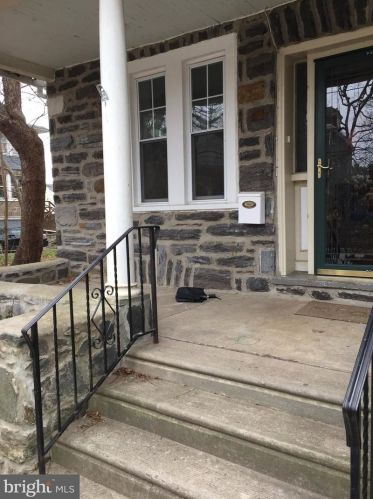 136 Upland Ter, Cynwyd PA  19004-3135 exterior