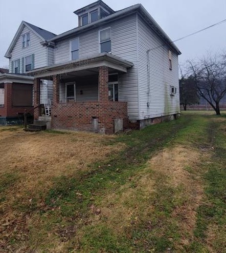 1639 Henrici St, Ambridge, PA 15003-2245