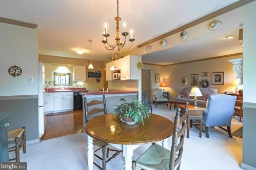 1144 Oxford Cir, Lansdale PA 19446-6652 exterior