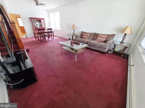 1204 Pine St, Norristown, PA 19401-3201