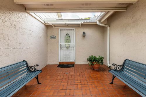 6060 199th St, Hialeah, FL 33015-4803