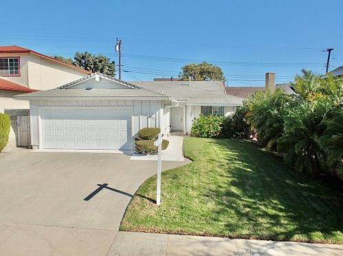 19432 Harlan Ave, Long Beach, CA 90746-2729