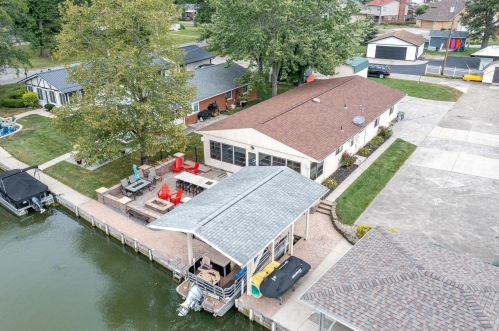 11061 Seminole Shore Dr, Huntsville, OH 43324-9640