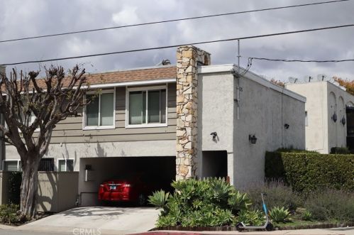 4405 Ventura Canyon Ave, Van Nuys, CA 91423-3733