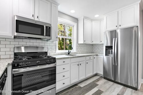 2278 Burroughs Ave, Northfield NJ  08225-1063 exterior