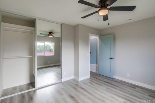 5049 Tyler St, Oceanside CA  92057-4433 exterior