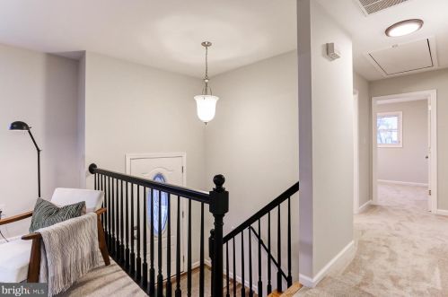 7 Edgemore Dr, Schoeneck, PA 17578-9520