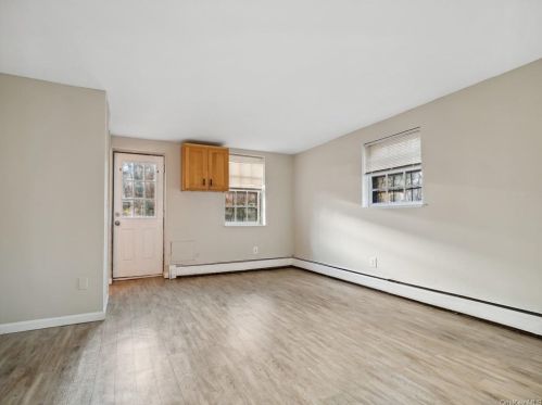 38 Brg St, Poughkeepsie NY 12601-2202 exterior