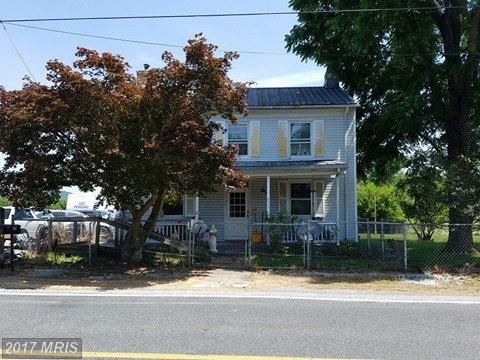 215 Fairfield Station Rd, Charnita, PA 17320-9752