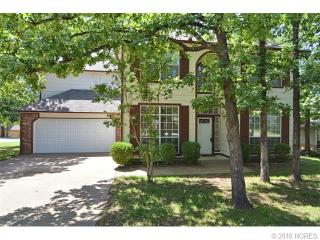 7302 36th St, Tulsa, OK 74107-4843