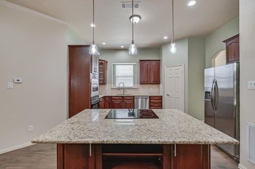 3305 Oak Run Ln, Midlothian, TX 76063-2875