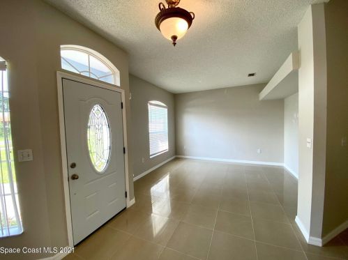 3830 Jupiter Blvd, Melbourne FL  32909-3872 exterior