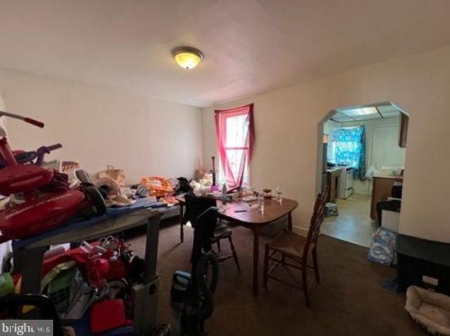 1104 Lancaster Ave, Wilmington, DE 19805-4009