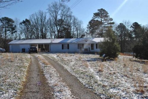 379 Tincher Hill Rd, Beattyville, KY 41311