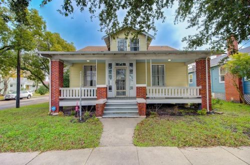 1802 39th St, Galveston, TX 77550-6658