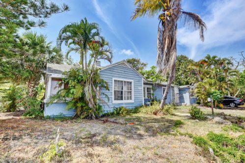 2317 Parker Ave, West Palm Beach, FL 33401-7831