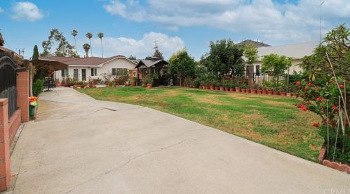 2321 Locust Ave, Long Beach, CA 90806-3021