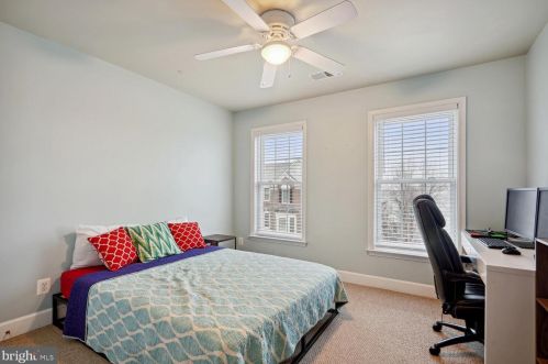 9269 Laurel Ridge Crossing Rd, Lorton VA  22079-2960 exterior