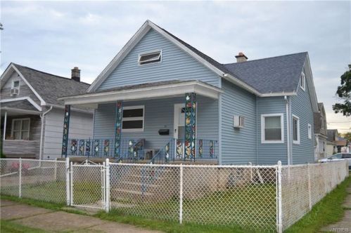 72 Kohler St, Tonawanda, NY 14150-1935