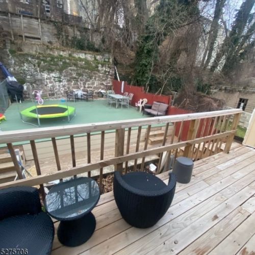 7 Garfield Ave, Paterson NJ  07506-2517 exterior
