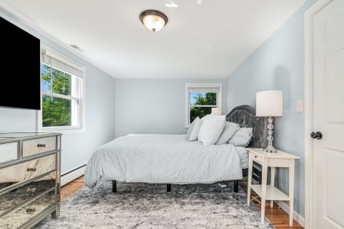 7 Cider Ln, Norwalk CT  06851-3413 exterior