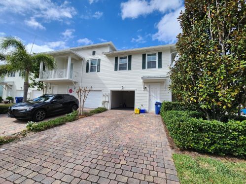 1102 Dakota Dr, Jupiter, FL 33458-8252