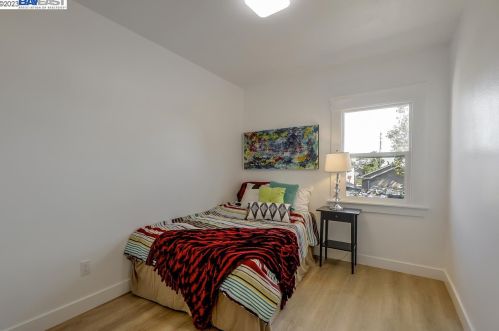 1802 88th Ave, Oakland CA  94621-1008 exterior