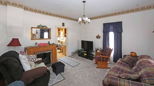 106 Crystal Ave, Mount Vernon, OH 43050-4313
