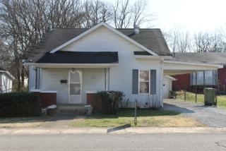 215 Depot St, Lawrenceburg, TN 38464-3319