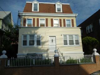 3708 Willett Ave, Bronx, NY 10467-5520