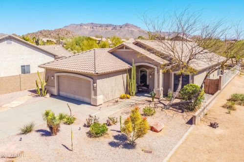 2303 Adair Cir, Mesa, AZ 85207-1539