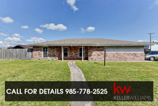 2653 Cardinal Dr, Marrero, LA 70072-5801