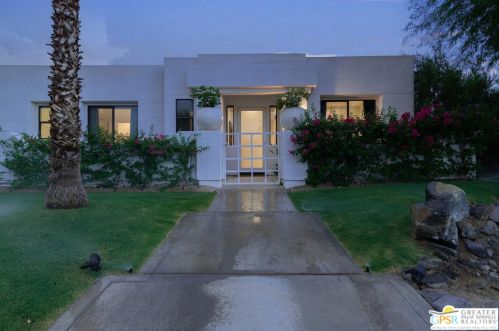 1441 Amelia Way, Palm Springs CA  92262-3446 exterior
