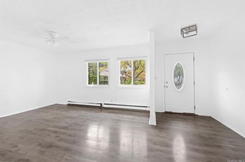 501 Old Country Rd, Elmsford, NY 10523-2019