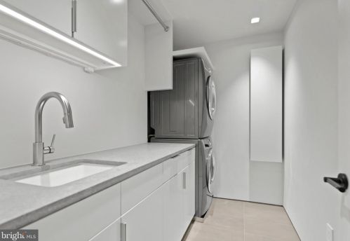 1683 34 St, Washington DC 20007-2709 exterior