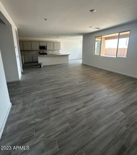 5008 111th Ave, Tolleson, AZ 85353-9244