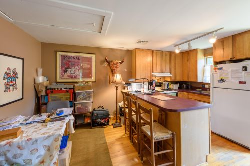 22 Herring Crk Rd, Marthas Vineyard MA 02568-6503 exterior