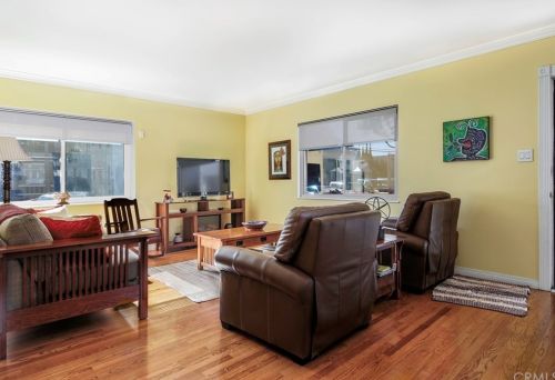1057 Appleton St, Long Beach, CA 90802-3411