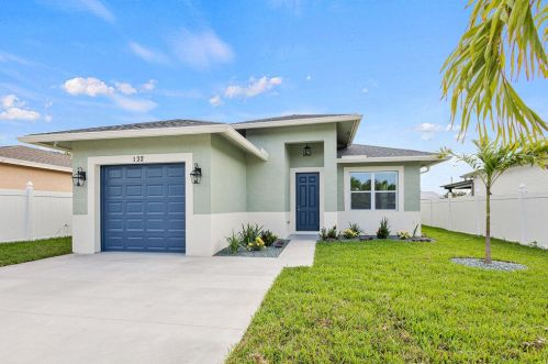 132 11th Ave, Boynton Beach, FL 33435-6022