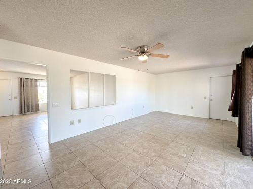 10508 Oak Ridge Dr, Sun City AZ  85351-1657 exterior