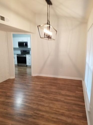 2816 Dickens Ln, Lewisville TX  75028-1536 exterior