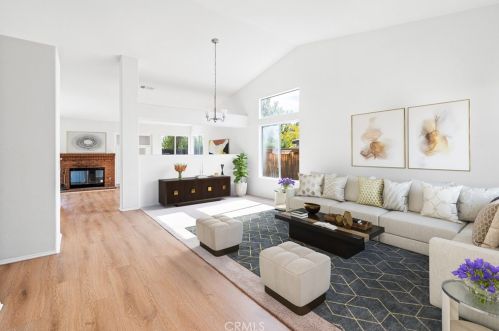 206 California St, Lake Elsinore, CA 92530-1863